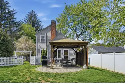 221 Maple Ter, North Plainfield, NJ 07060 - Photo 39
