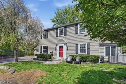 221 Maple Ter, North Plainfield, NJ 07060 - Photo 5