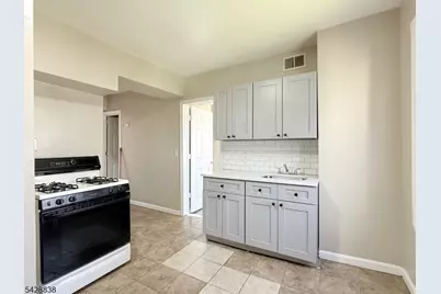 79 Godwin Ave, Paterson, NJ 07501 - Photo 9