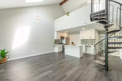 5 Gray Rock Dr #4, Vernon, NJ 07462 - Photo 9
