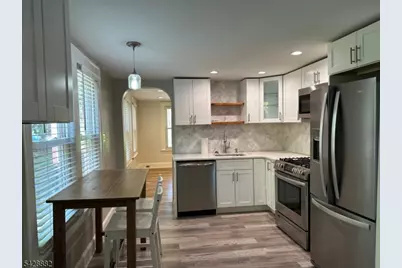 515-B Farview St #B, Ridgewood, NJ 07450 - Photo 7