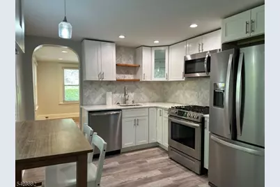 515-B Farview St #B, Ridgewood, NJ 07450 - Photo 9