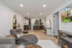 172 Potomac Dr, Bernards Township, NJ 07920 - Photo 17