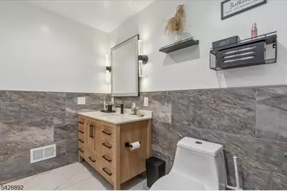 172 Potomac Dr, Bernards Township, NJ 07920 - Photo 23