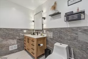 172 Potomac Dr, Bernards Township, NJ 07920 - Photo 23