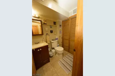 487 Macarthur Ave, Garfield, NJ 07026 - Photo 25