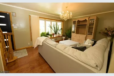 487 Macarthur Ave, Garfield, NJ 07026 - Photo 5