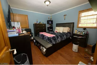 487 Macarthur Ave, Garfield, NJ 07026 - Photo 9