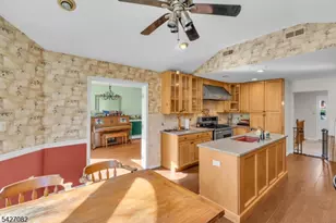 42 Crest Dr, Bernards Township, NJ 07920 - Photo 13