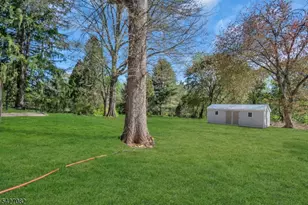 42 Crest Dr, Bernards Township, NJ 07920 - Photo 31