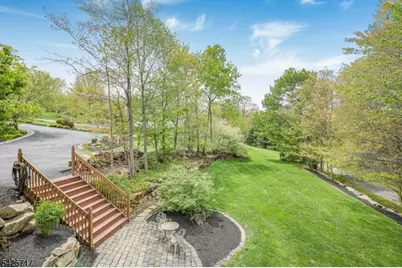 6 Wolfe Run Ct, Washington Township, NJ 07853 - Photo 33