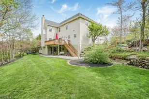 6 Wolfe Run Ct, Washington Township, NJ 07853 - Photo 35