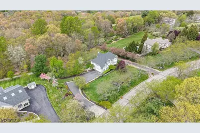 6 Wolfe Run Ct, Washington Township, NJ 07853 - Photo 41