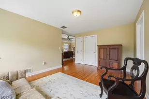 6 Wolfe Run Ct, Washington Township, NJ 07853 - Photo 27