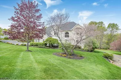 6 Wolfe Run Ct, Washington Township, NJ 07853 - Photo 37