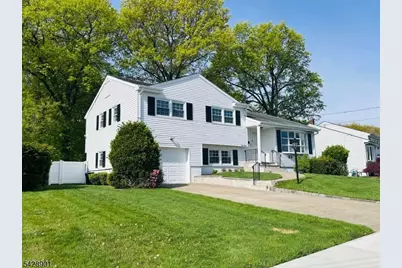 43 Bender Dr, Clifton, NJ 07013 - Photo 3