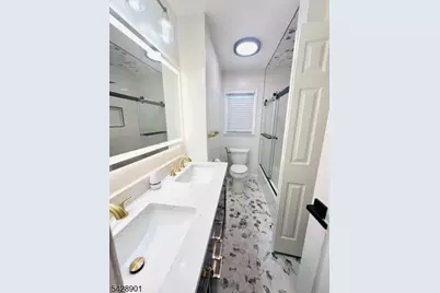 43 Bender Dr, Clifton, NJ 07013 - Photo 9