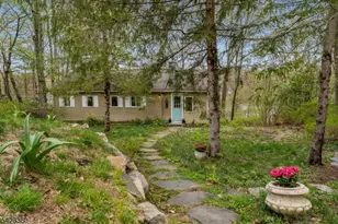 351 E Lakeshore Dr, Vernon, NJ 07422 - Photo 1