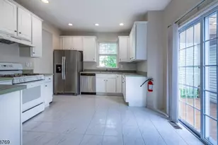60 Brock Ln, Mount Olive, NJ 07840 - Photo 11
