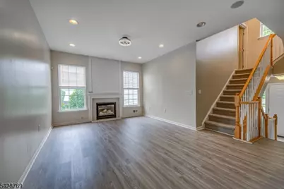 60 Brock Ln, Mount Olive, NJ 07840 - Photo 7
