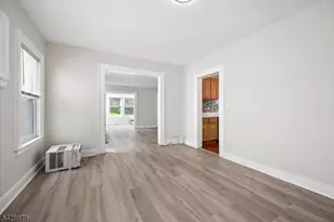204 4th Ave, East Orange, NJ 07017 - Photo 9