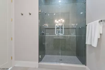 333 Harrison St, Paramus, NJ 07652 - Photo 27