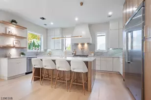 333 Harrison St, Paramus, NJ 07652 - Photo 17