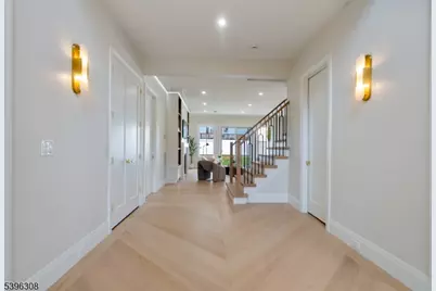 333 Harrison St, Paramus, NJ 07652 - Photo 5