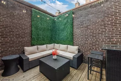 1B Yacenda Dr #B, Parsippany, NJ 07950 - Photo 11