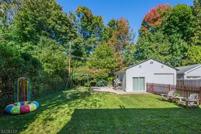 19 Carolin Rd, Montclair, NJ 07043 - Photo 33