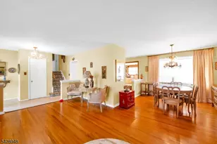 204 Tryon Pl, Paramus, NJ 07652 - Photo 7