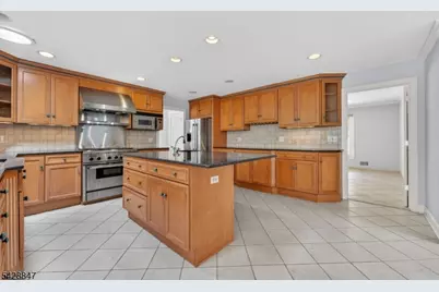 1393 Mallard Dr, Bridgewater, NJ 08836 - Photo 11
