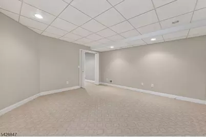 1393 Mallard Dr, Bridgewater, NJ 08836 - Photo 33