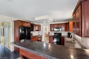 311 Bell Ave, Raritan, NJ 08869 - Photo 5