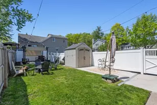 47 Van Pelt Pl, Little Falls Township, NJ 07424 - Photo 23