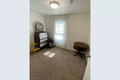 47 Van Pelt Pl, Little Falls Township, NJ 07424 - Photo 11