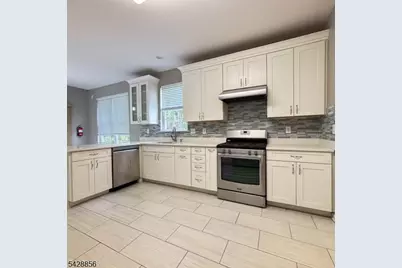38 Honeyman Rd, Bernards Township, NJ 07920 - Photo 9