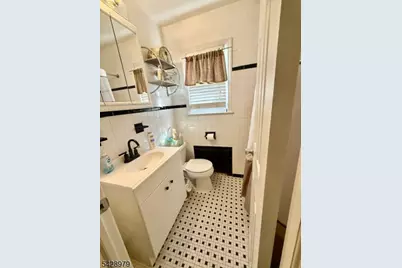 8 Blake Ave, Franklin Township, NJ 08873 - Photo 13