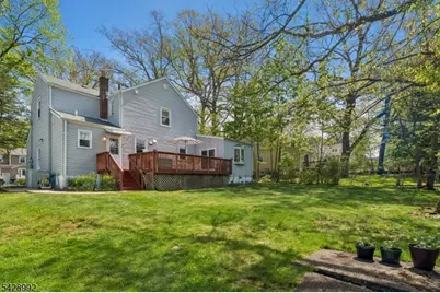 85 Irving Ave, Livingston, NJ 07039 - Photo 25