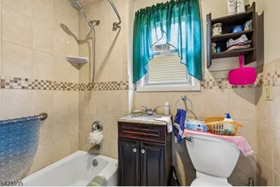 50 Preston St, Ridgefield, NJ 07660 - Photo 25