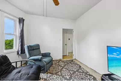 50 Preston St, Ridgefield, NJ 07660 - Photo 35