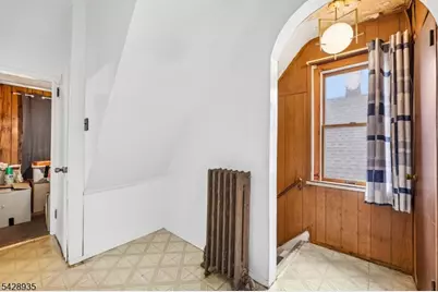 50 Preston St, Ridgefield, NJ 07660 - Photo 33