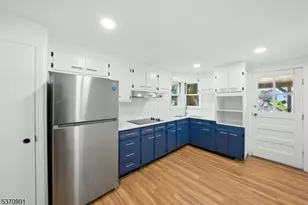 34 North St, Bloomsbury, NJ 08804 - Photo 3