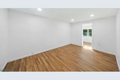 34 North St, Bloomsbury, NJ 08804 - Photo 7