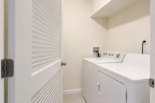 1084 Elizabeth Ave, Elizabeth, NJ 07201 - Photo 11