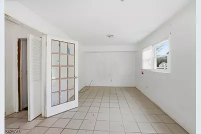 105 Berger St, Franklin Township, NJ 08873 - Photo 7