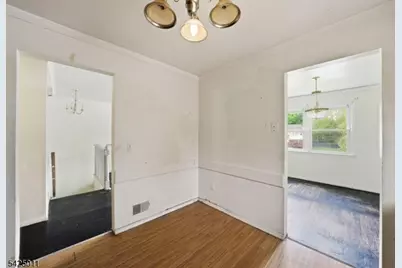 105 Berger St, Franklin Township, NJ 08873 - Photo 27