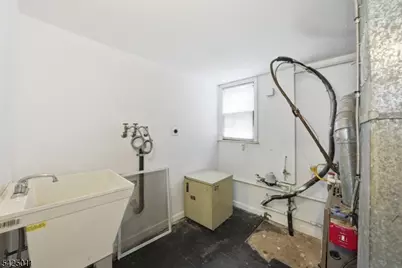 105 Berger St, Franklin Township, NJ 08873 - Photo 11