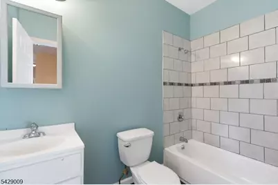 87 Columbia Ave #3, Newark, NJ 07106 - Photo 7