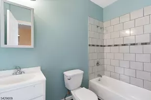 87 Columbia Ave, Newark, NJ 07106 - Photo 7